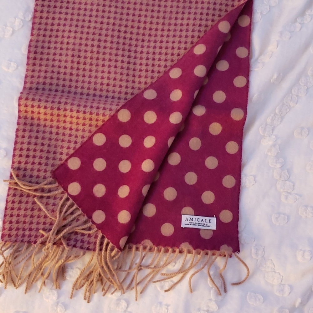 Never worn pure cashmere Amicale scarf